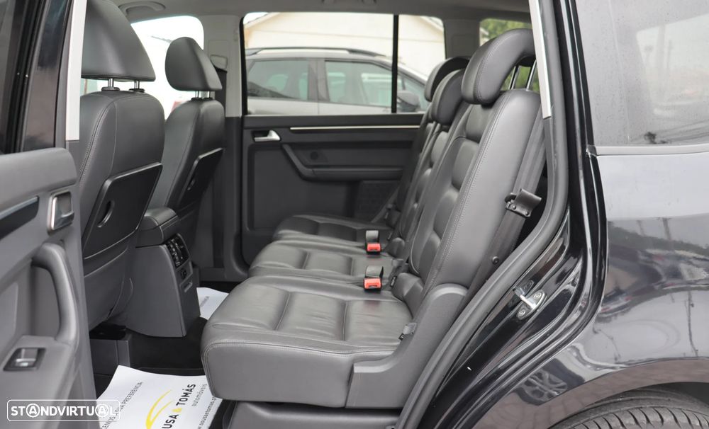 VW Touran 1.6 TDI Blue.Highline 5L - 18