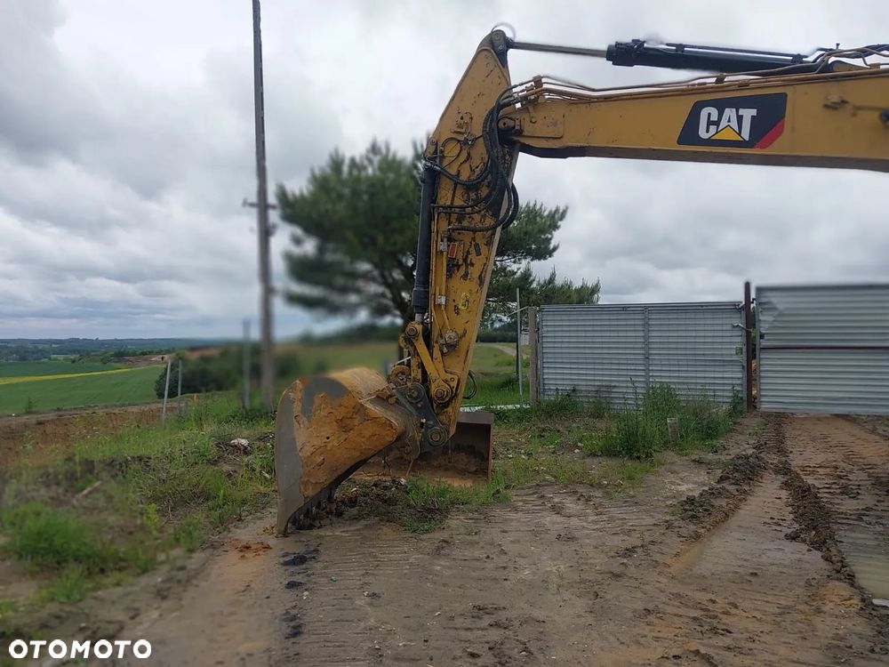 Caterpillar 320 - 3