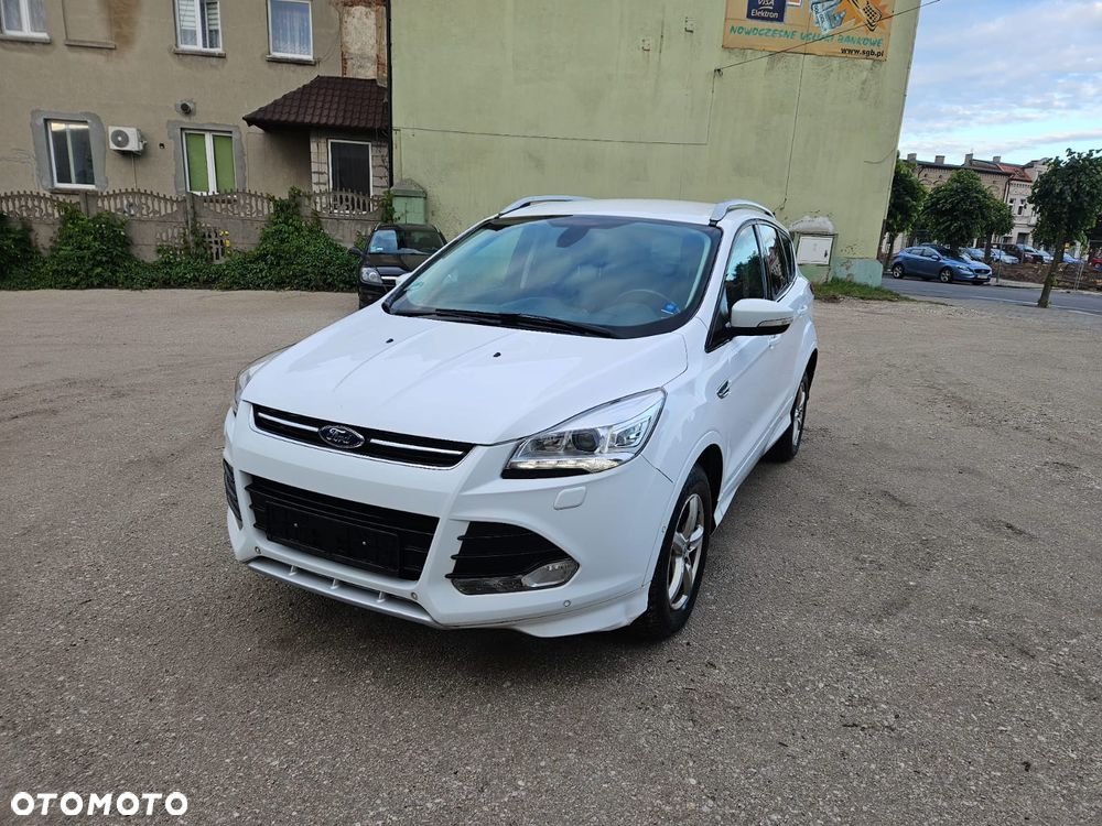 Ford Kuga - 2