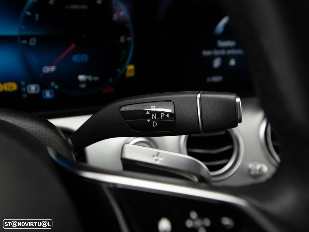 Mercedes-Benz E 300 de 9G-TRONIC - 21