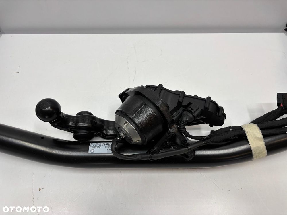 Skoda Octavia III 5E3 Hak Holowniczy 5E3803881A - 3