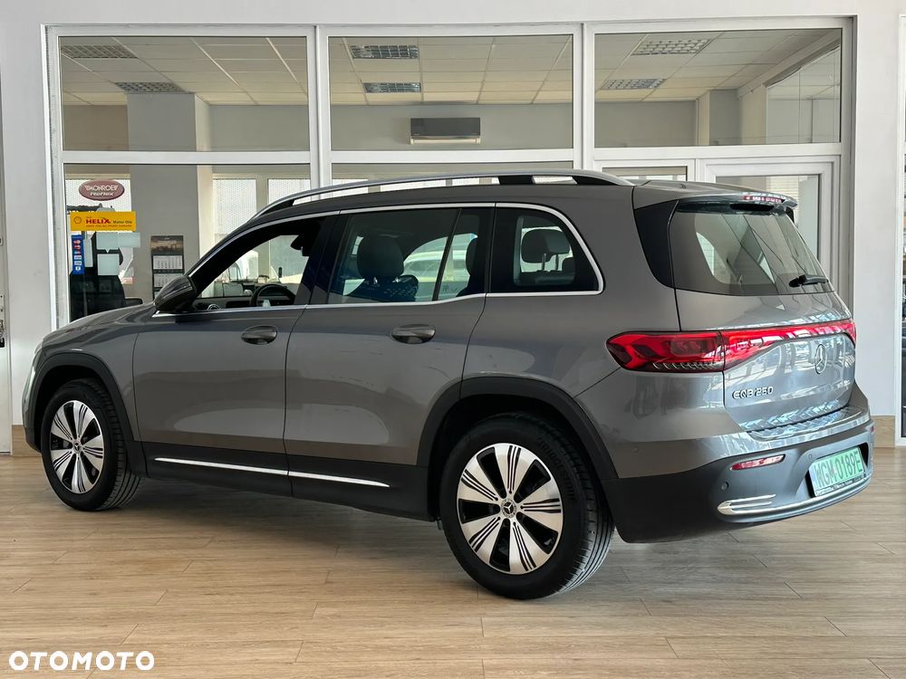 Mercedes-Benz EQB 250 66.5kWh Progressive - 4