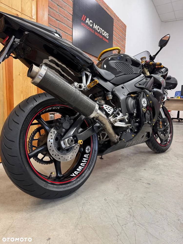 Yamaha R6 - 13
