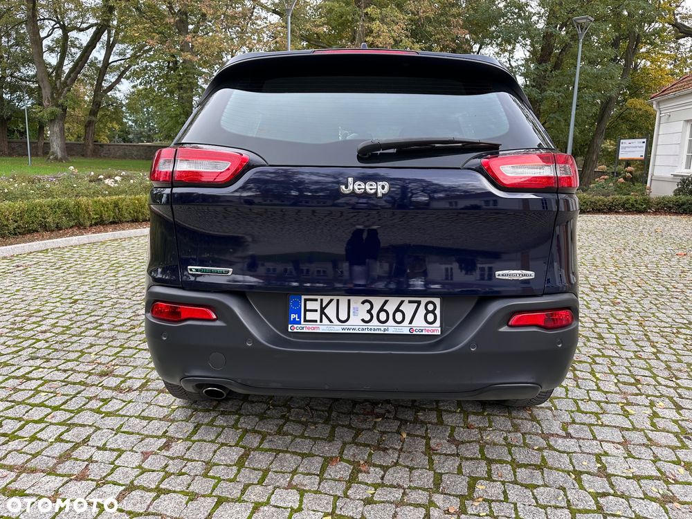 Jeep Cherokee - 18