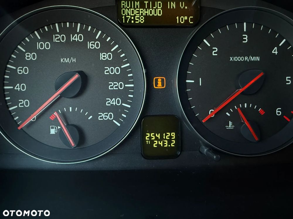 Volvo C30 1.6D DRIVe Kinetic - 34