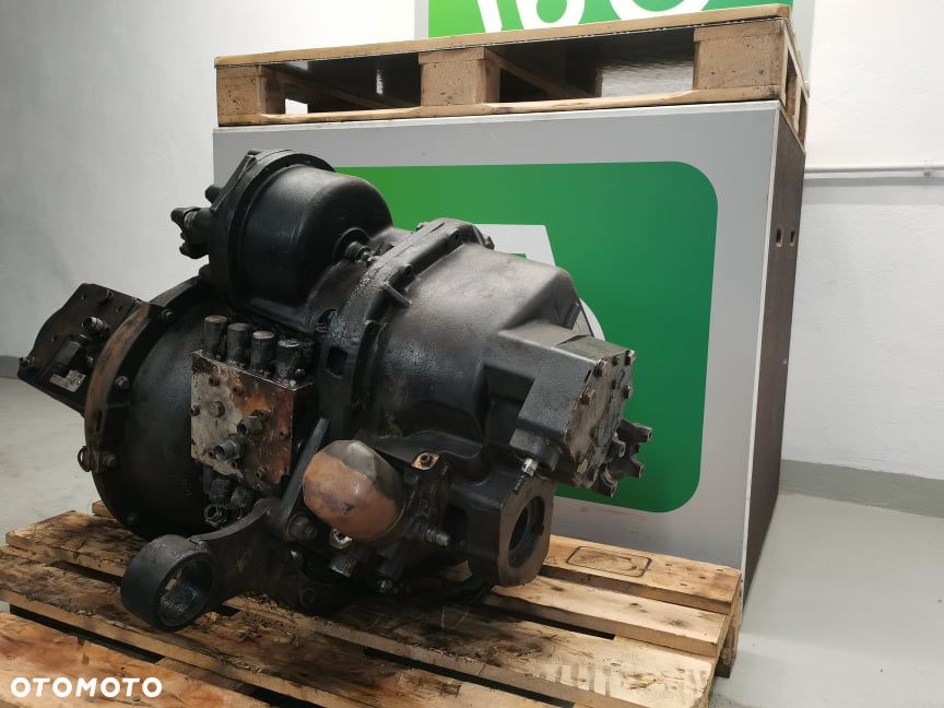 Skrzynia kątowa JCB 535-125 - 7