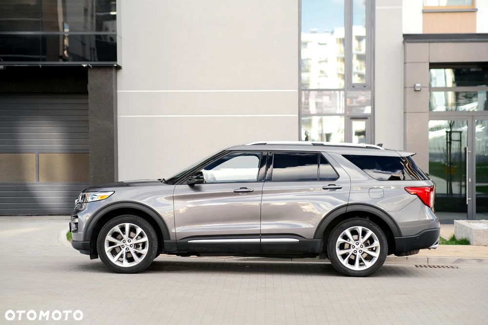 Ford Explorer - 21