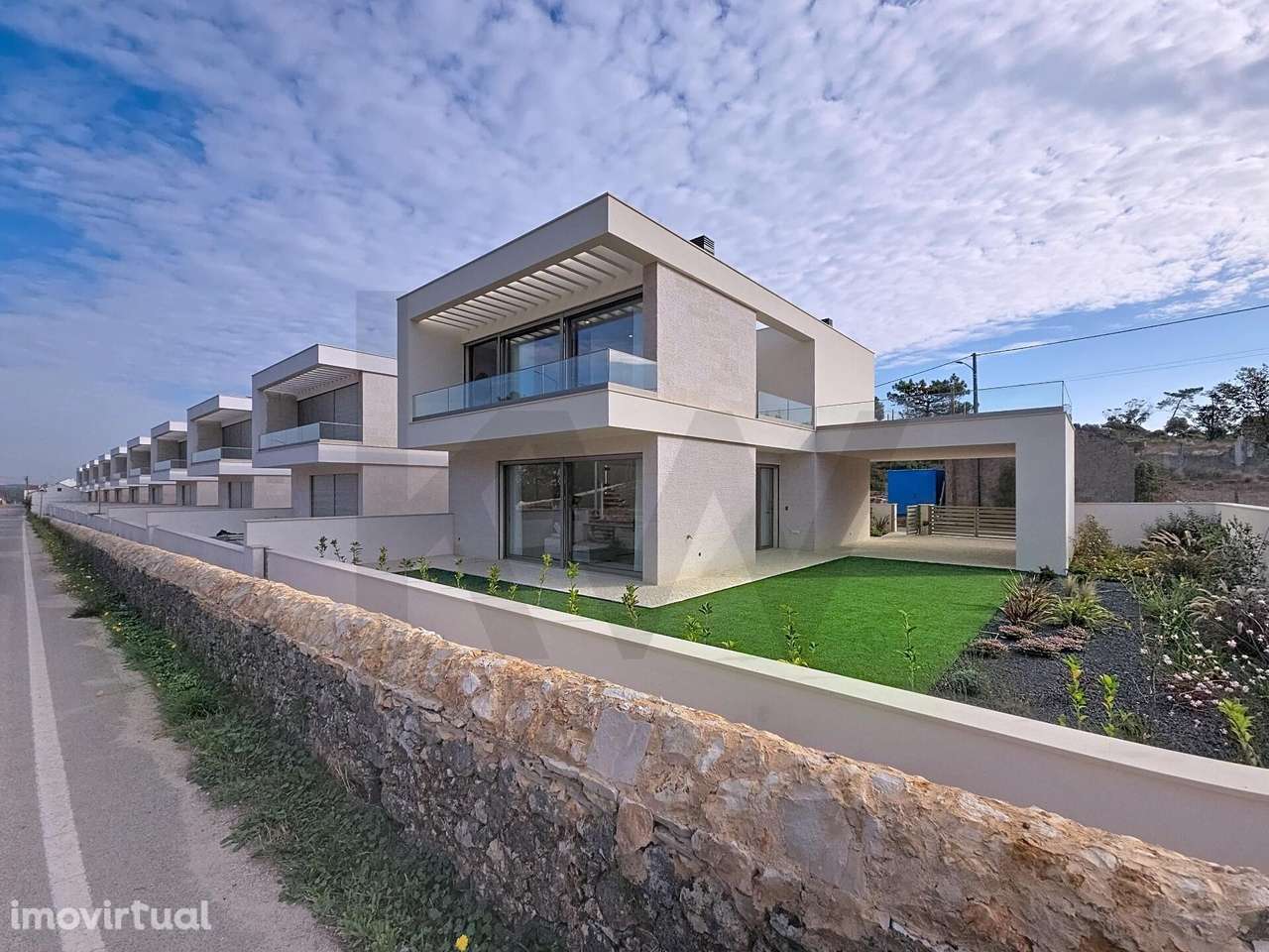 Moradias de Luxo Junto ao Muro da Real Estrada D. Maria I - Grande imagem: 3/37