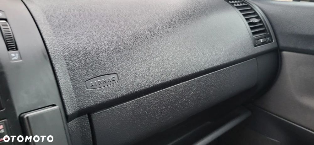 Volkswagen Polo 1.2 Cricket - 19