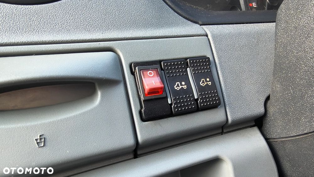 Iveco DAILY 35C15 - 15