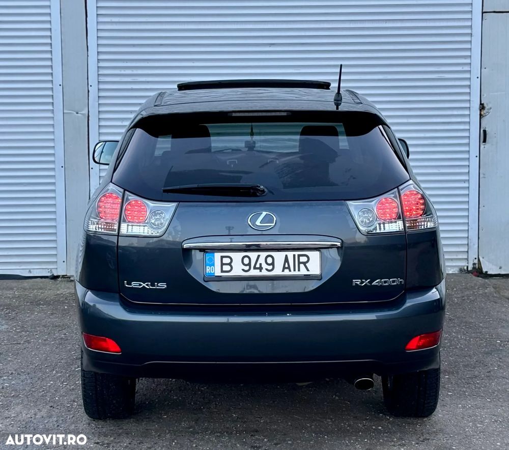 Lexus Seria RX - 12