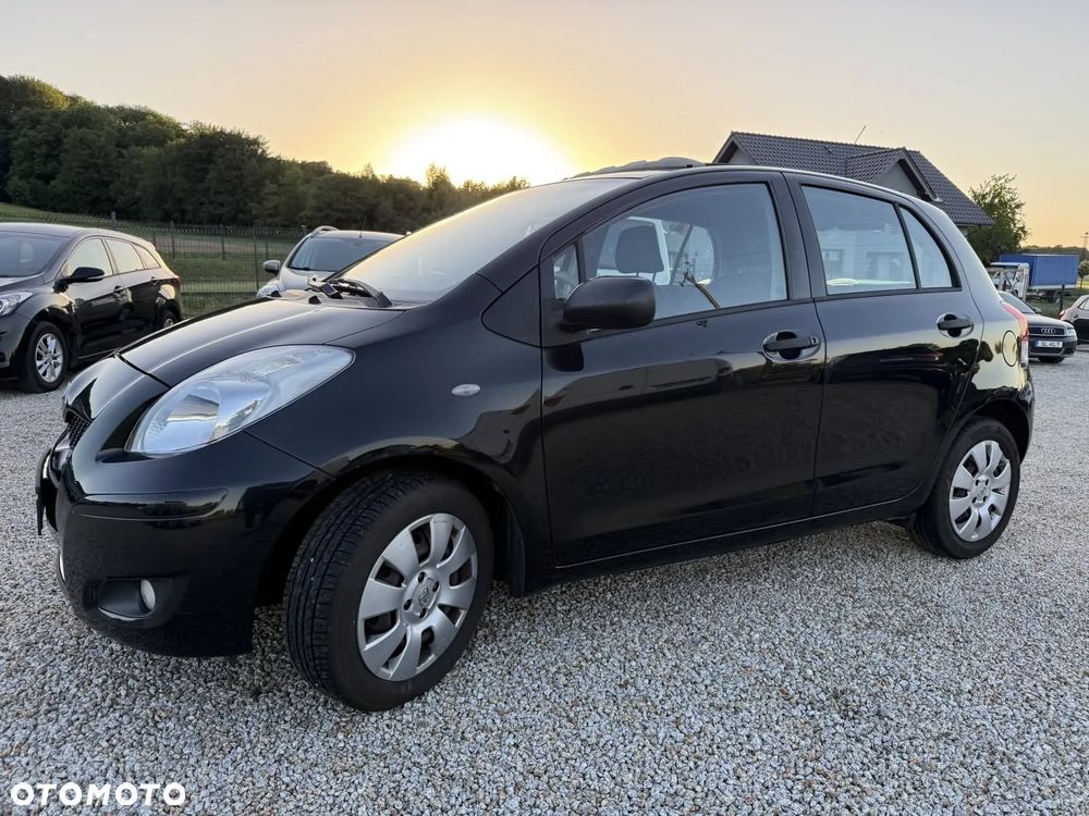 Toyota Yaris 1.0 VVT-i Cool - 10