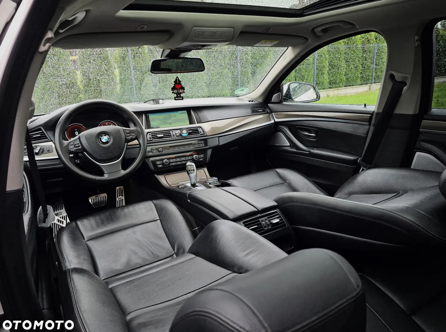 BMW Seria 5 520d xDrive Luxury Line sport - 28