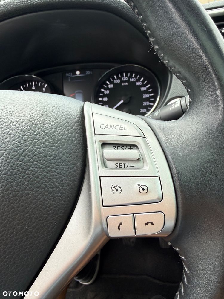 Nissan Qashqai 1.6 DIG-T Tekna - 15