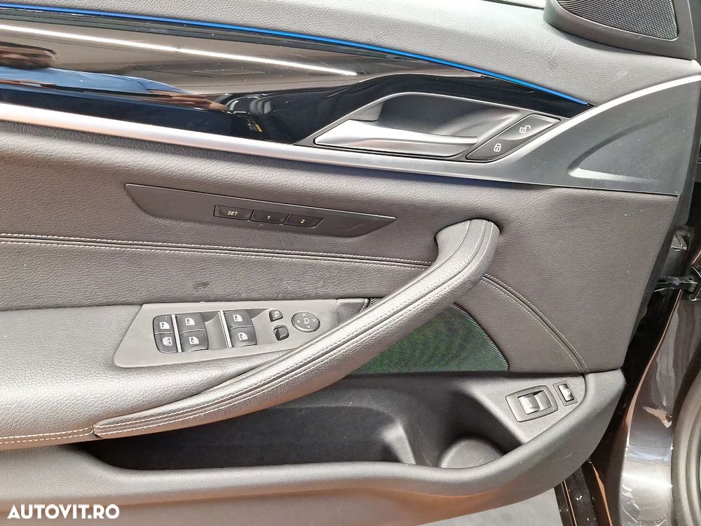 BMW Seria 5 530e xDrive AT PHEV - 13