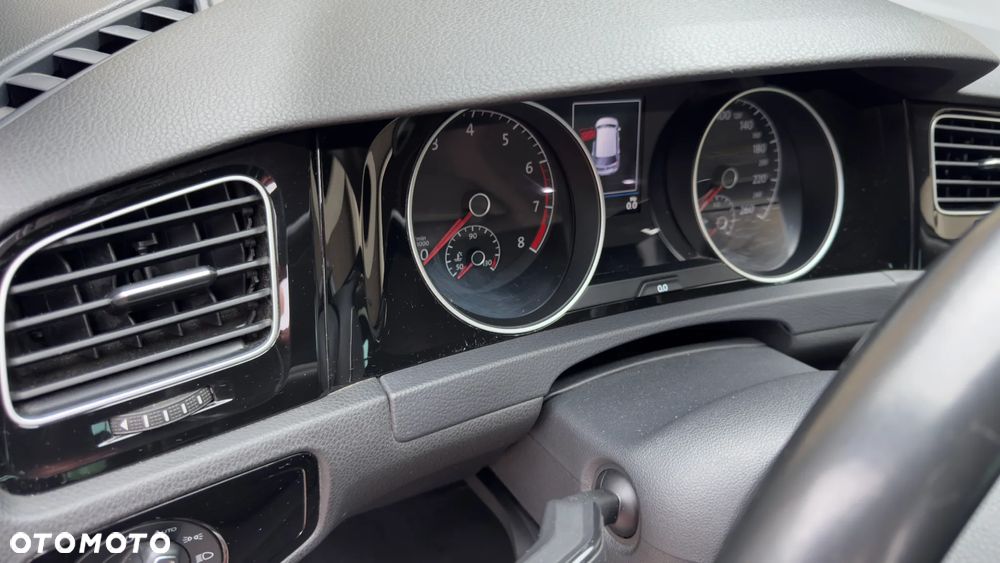 Volkswagen Golf 1.4 TSI BMT Highline DSG - 16