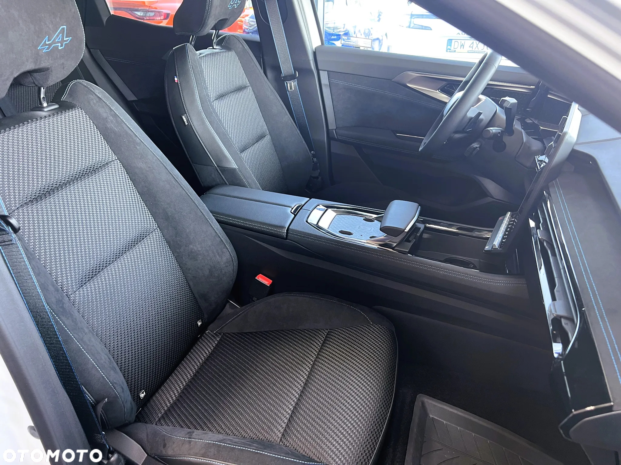 Renault Austral 1.2 E-Tech Full Hybrid 200 Iconic esprit Alpine MMT - 17