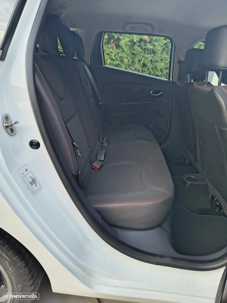 Renault Clio Sport Tourer 0.9 TCE Dynamique S - 17