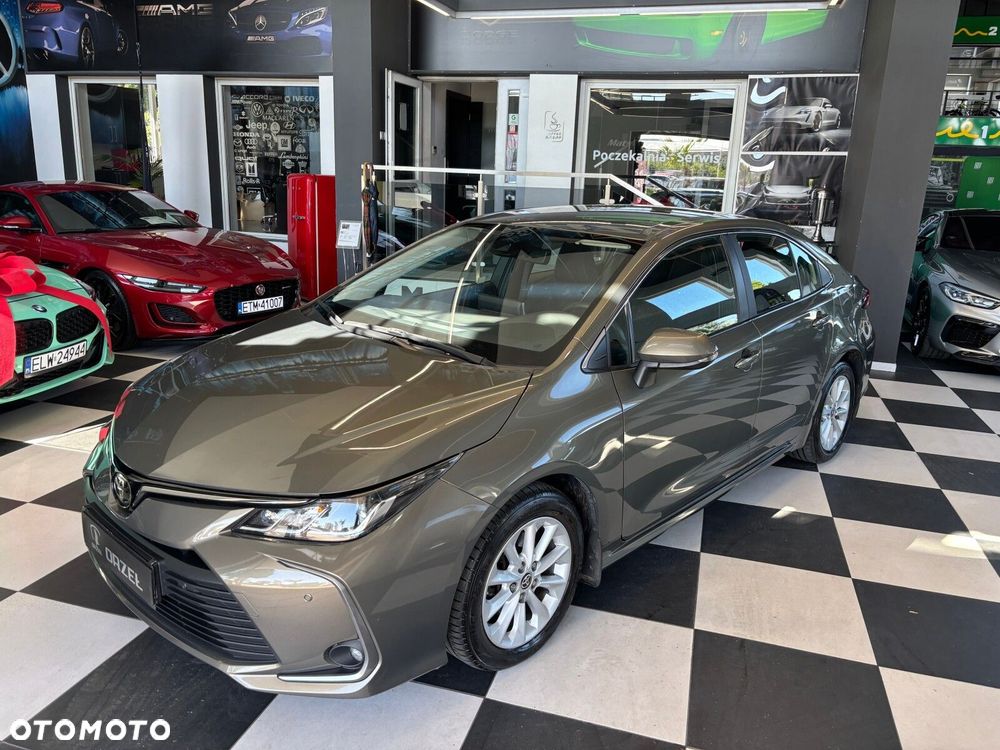 Toyota Corolla - 2