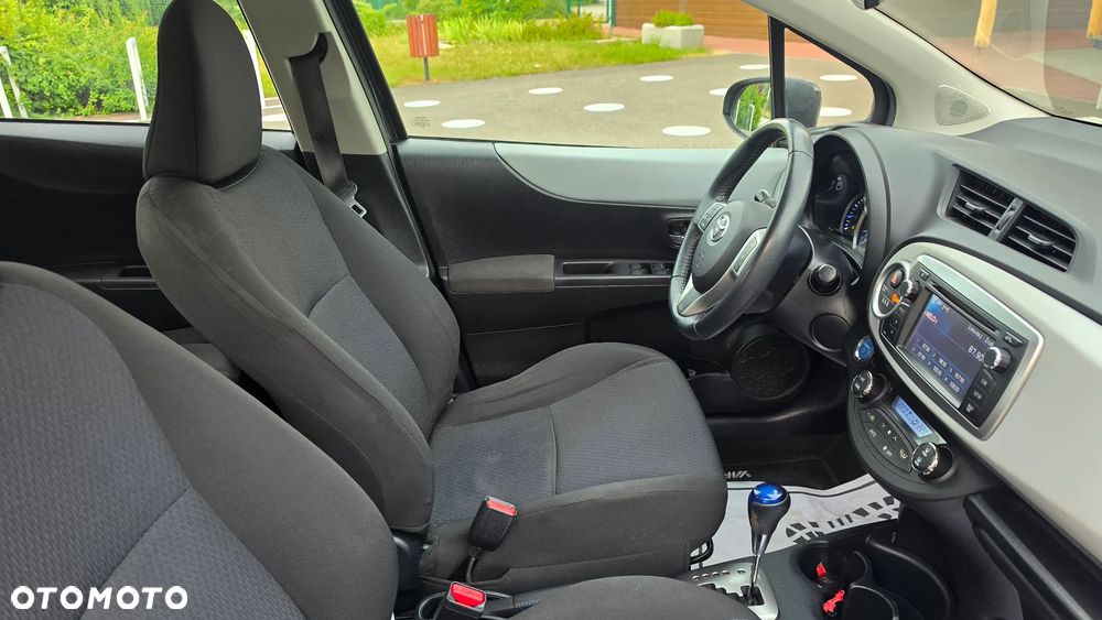 Toyota Yaris - 8