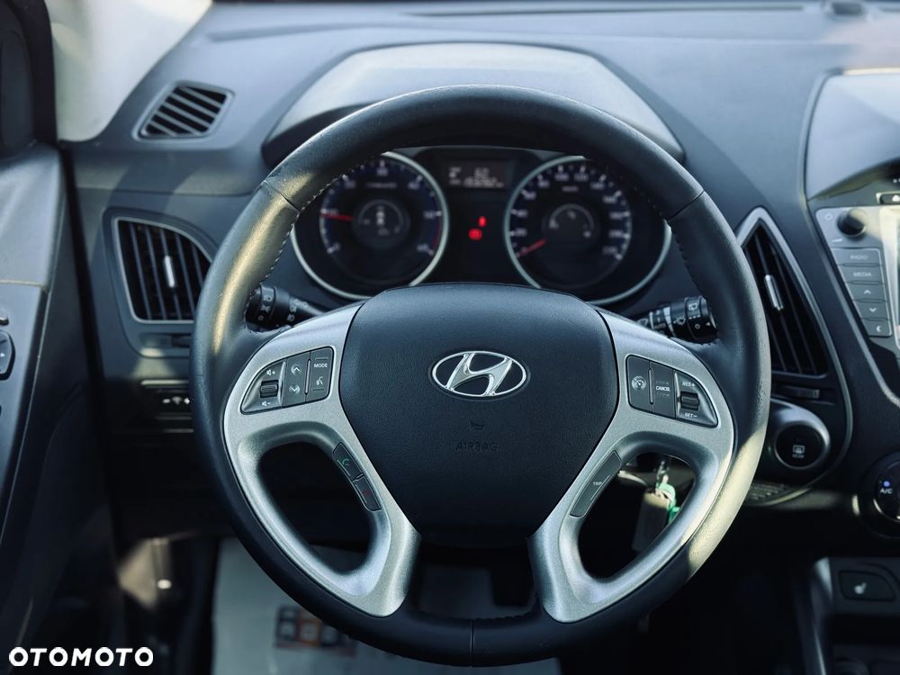Hyundai ix35 1.7 CRDi 2WD blue Trend - 25