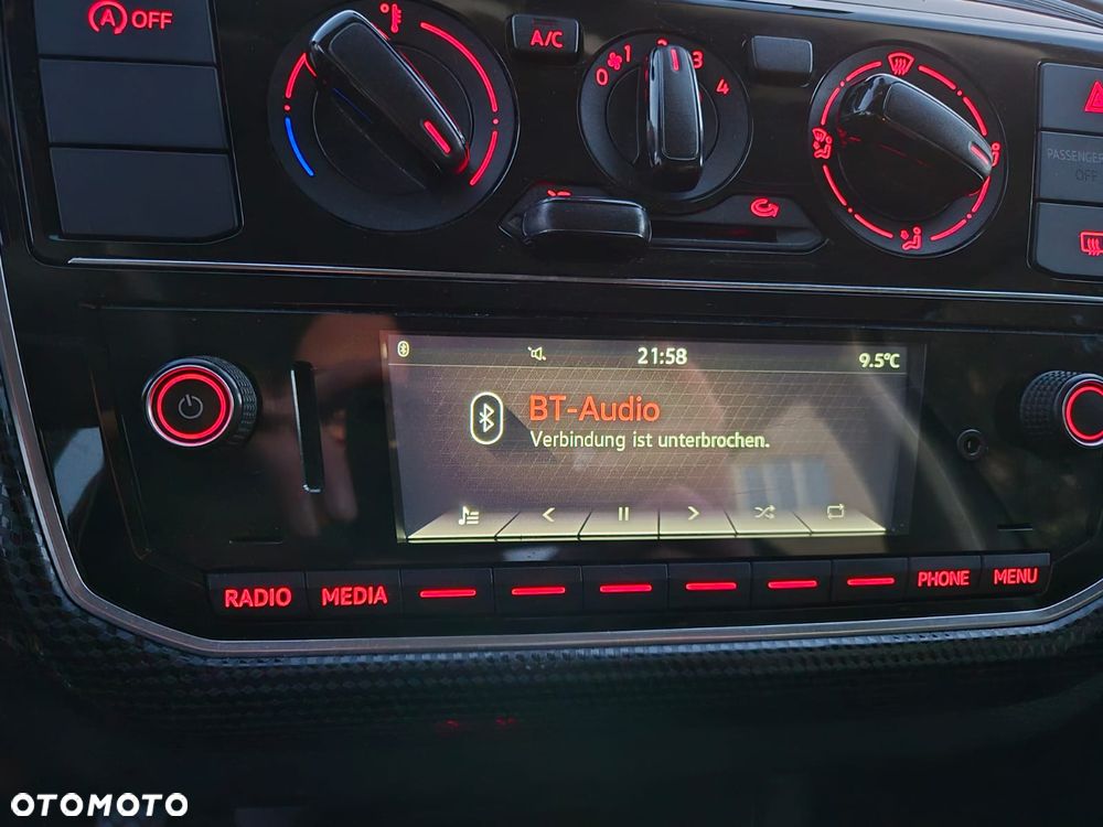 Volkswagen up! black - 9