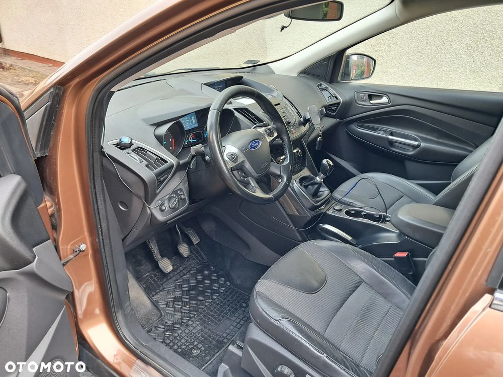 Ford Kuga 2.0 TDCi Titanium - 2