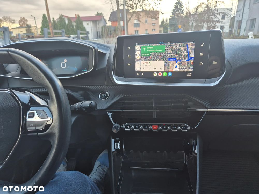 Peugeot 2008 1.2 PureTech Allure Pack S&S - 10