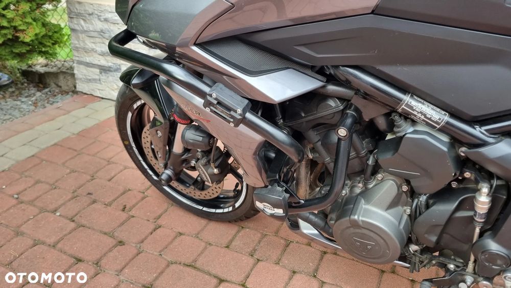 Triumph Tiger - 33