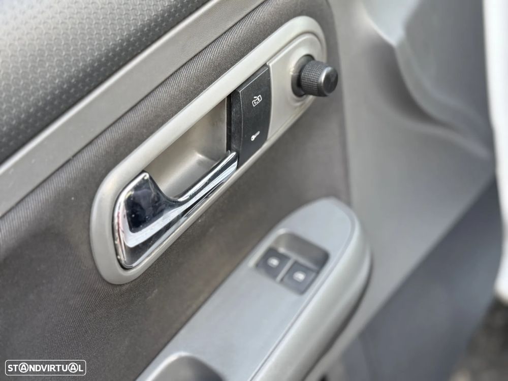 Seat IBIZA 6L SPORT 1.4 TDI C/ AC + EXTRAS - 14