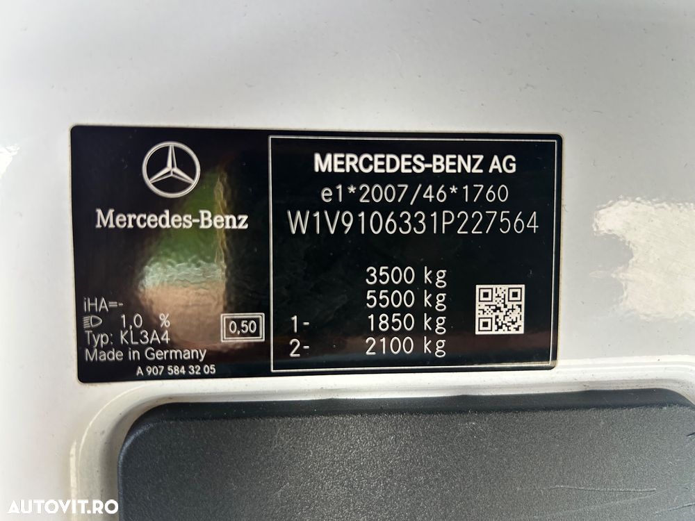 Mercedes-Benz Sprinter FRIGORIFIC AUTOMAT 2 COMPARTIMENTE - 35