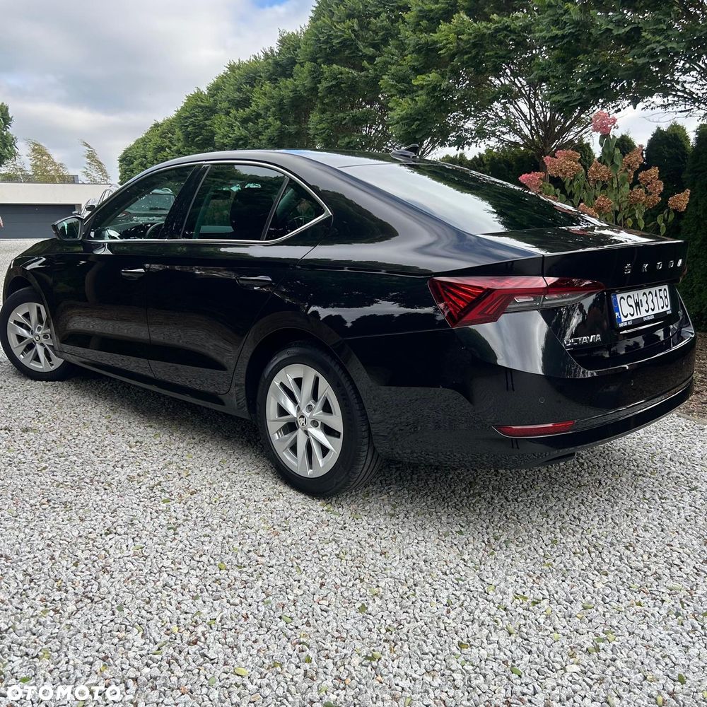 Skoda Octavia 1.5 TSI e-Tec Ambition DSG - 2