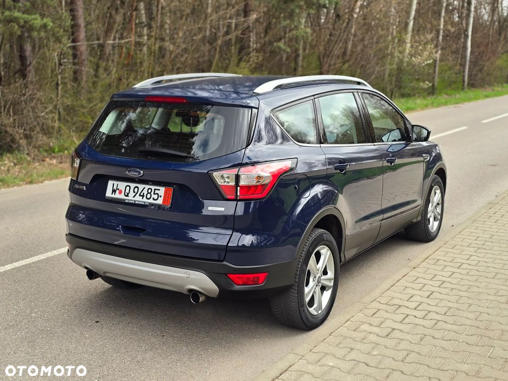 Ford Kuga 1.5 EcoBoost 2x4 Titanium - 14