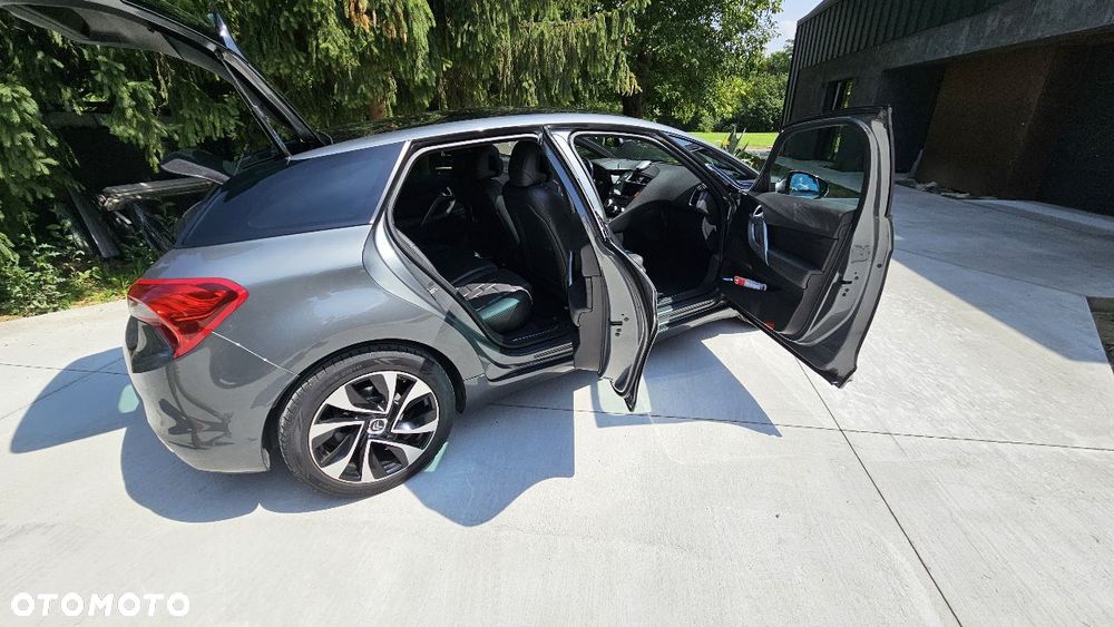 Citroën DS5 HDi 165 SportChic - 16