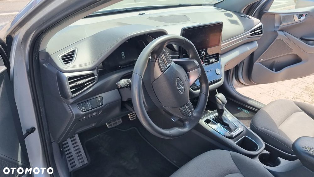 Hyundai IONIQ 1.6 GDI Advantage - 29