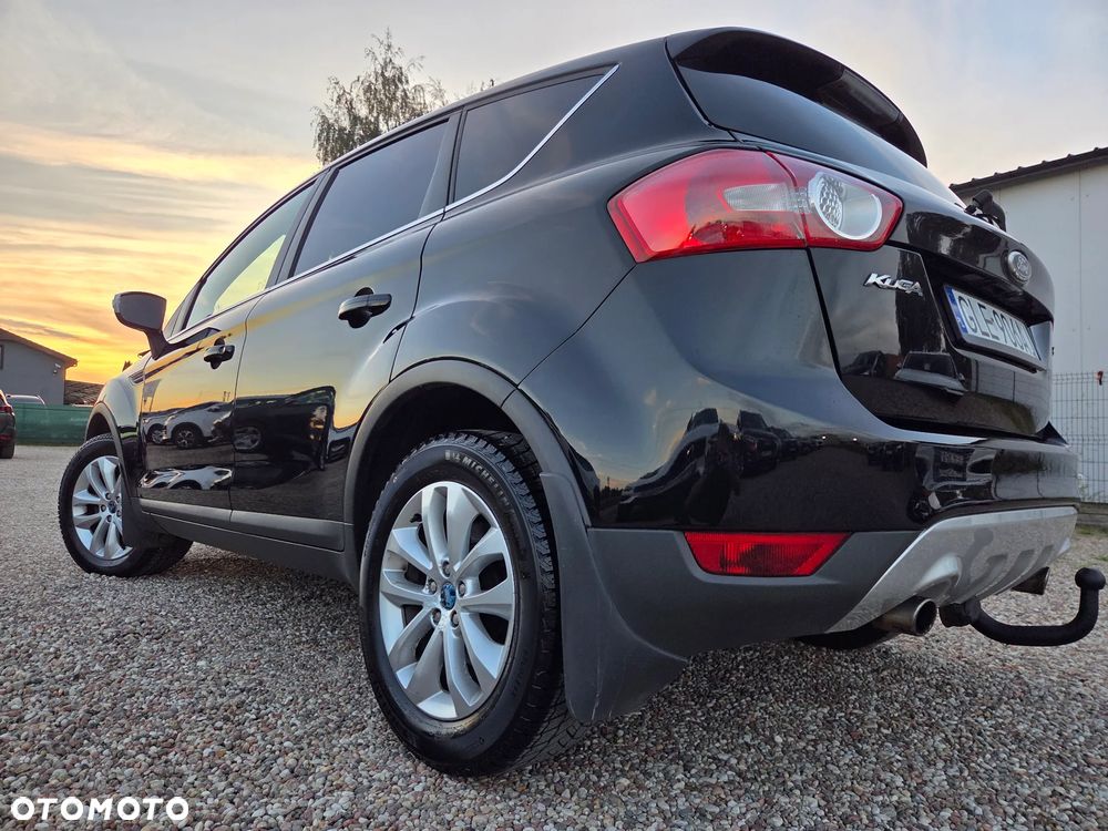 Ford Kuga 2.0 TDCi 2x4 Titanium - 14