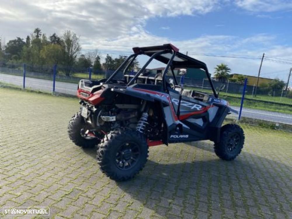 Polaris RZR - 6