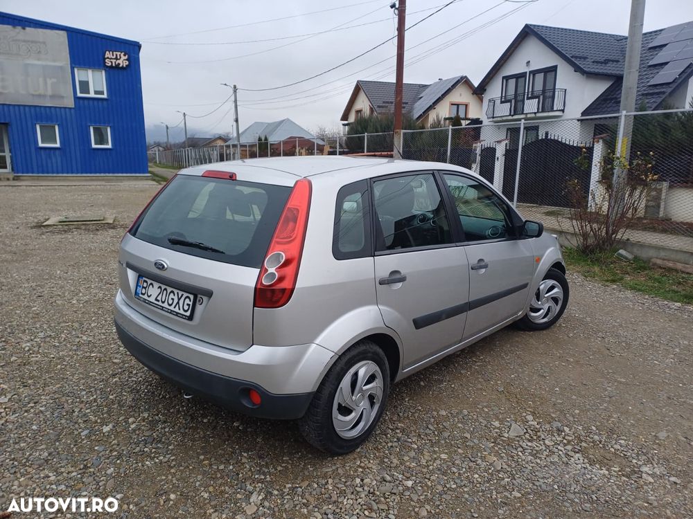 Ford Fiesta - 5