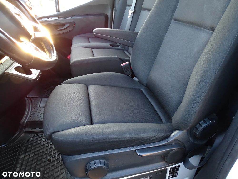 Mercedes-Benz SPRINTER - 20