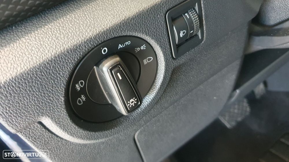 VW T-Cross 1.0 TSI BlackStyle DSG - 20