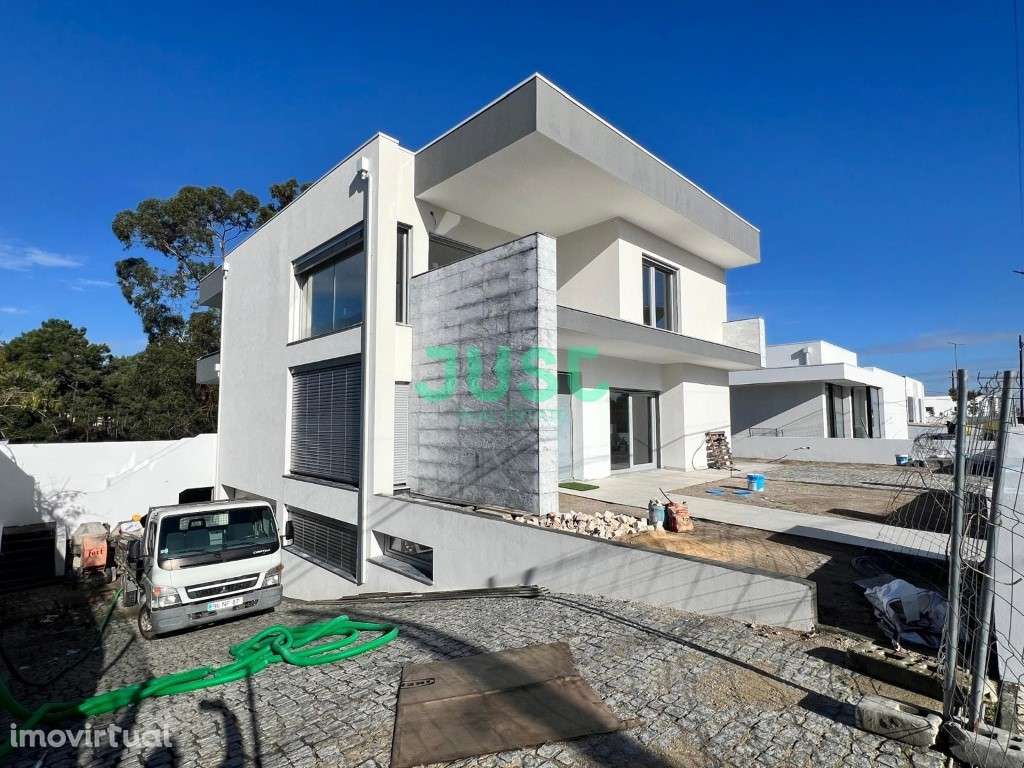 Moradia de luxo quase pronta na Marisol - Grande imagem: 3/9