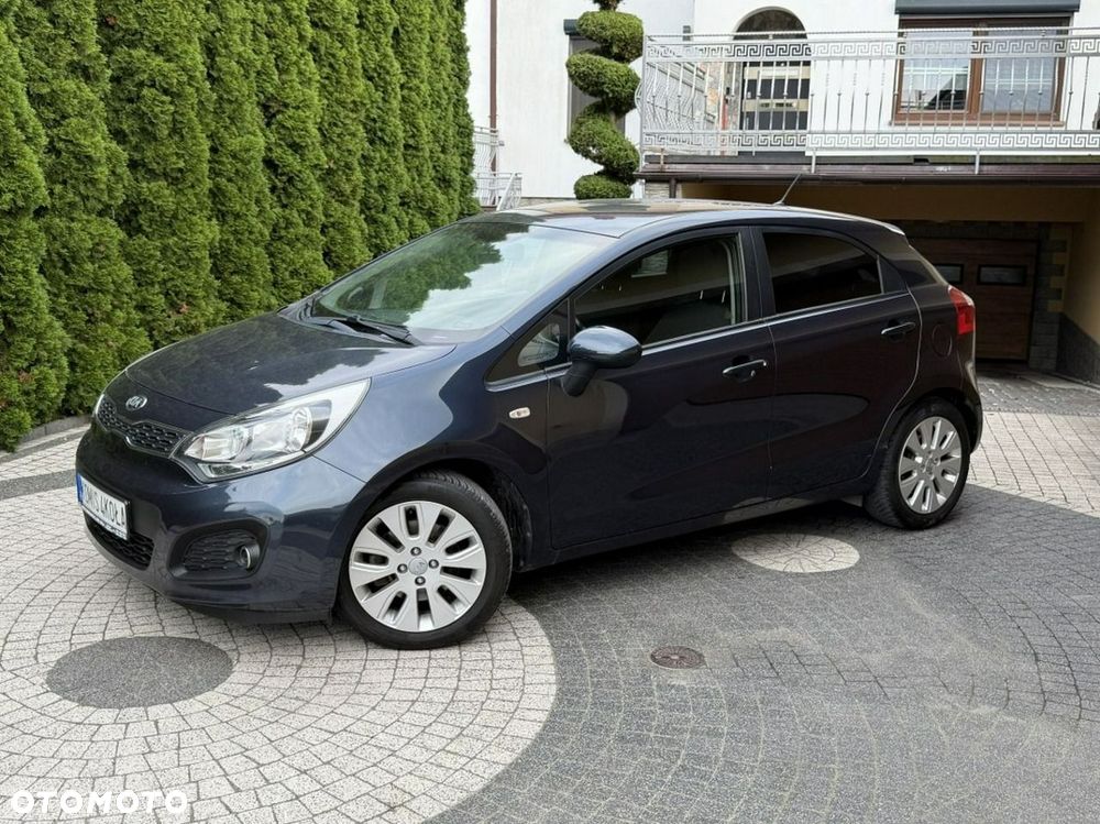 Kia Rio - 2