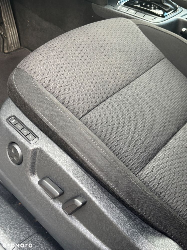 Skoda Superb 2.0 TDI Elegance DSG - 19