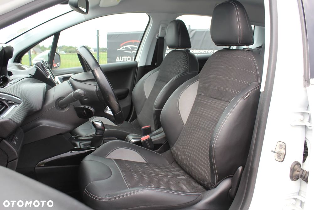 Peugeot 2008 PureTech 110 Stop&Start Allure - 15