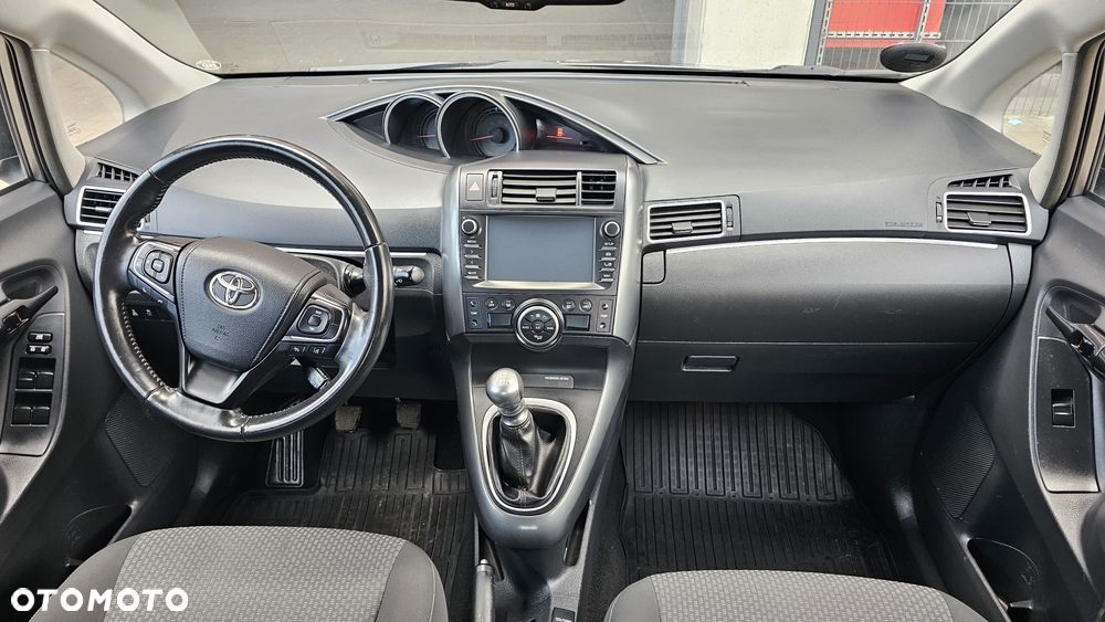 Toyota Verso - 18