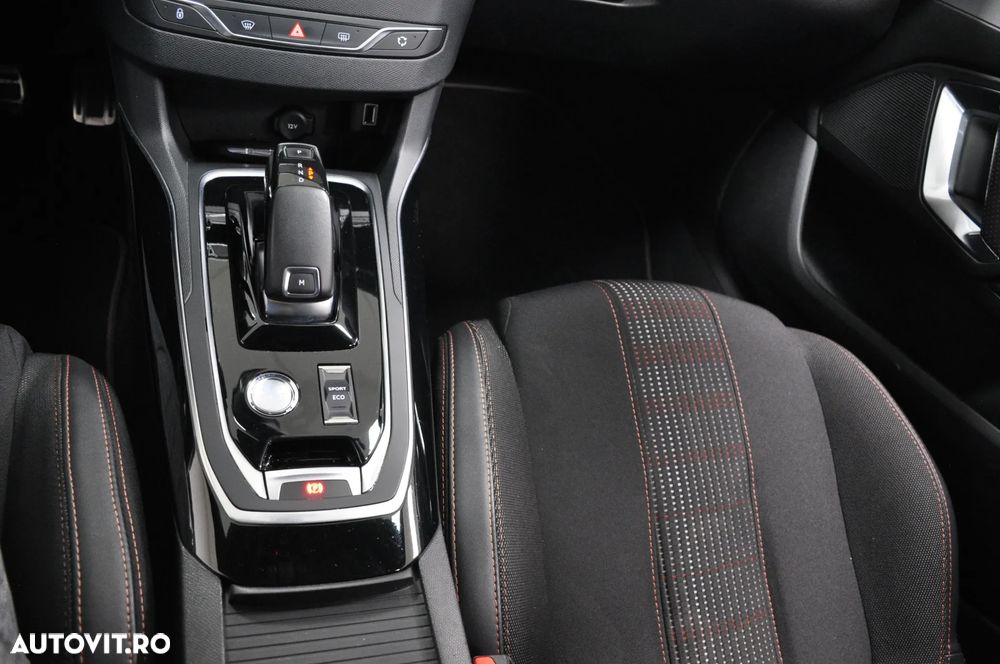 Peugeot 308 SW PureTech 130 GPF EAT8 Stop & Start GT - 19