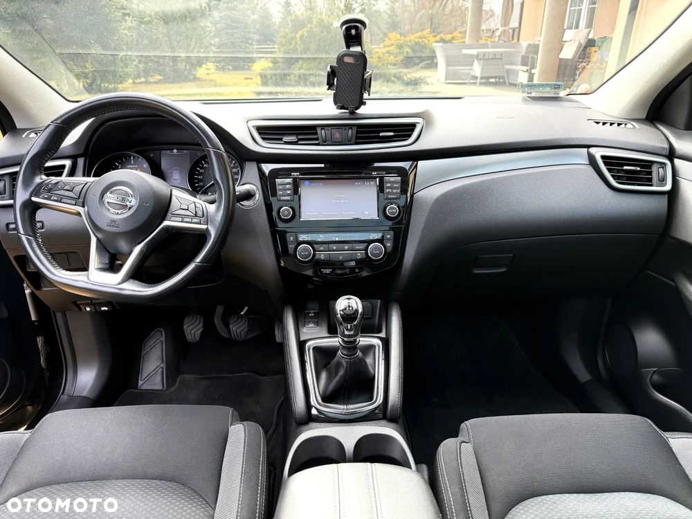 Nissan Qashqai 1.5 dCi N-Connecta - 11