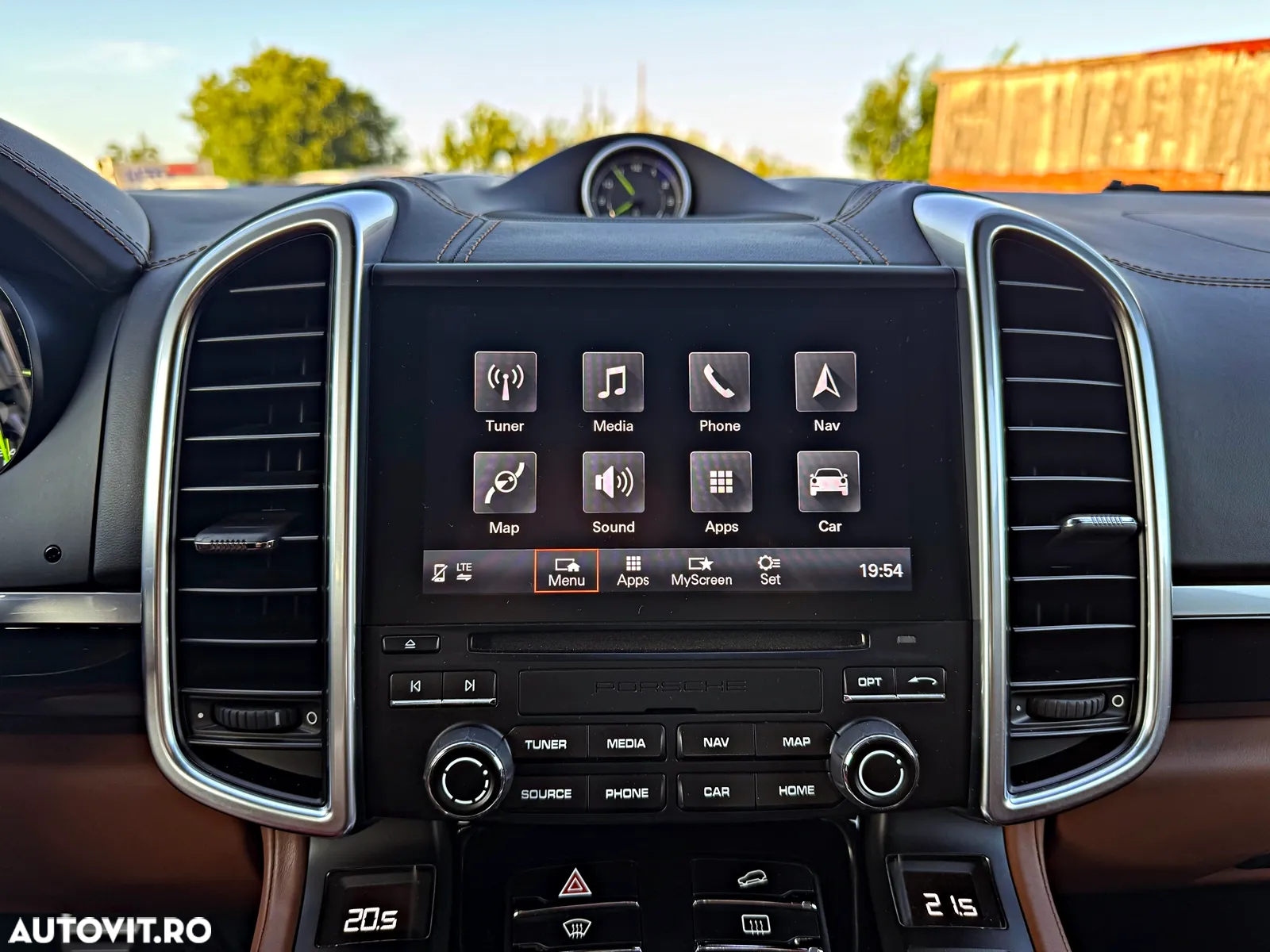 Porsche Cayenne S E-Hybrid Platinum Edition - 35