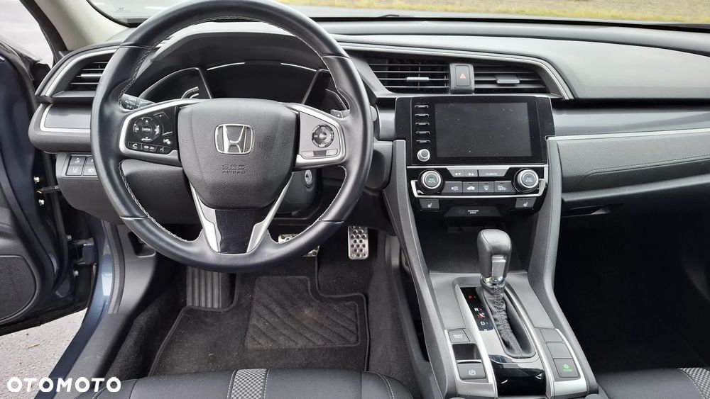 Honda Civic 1.5 i-VTEC Turbo CVT Elegance - 22