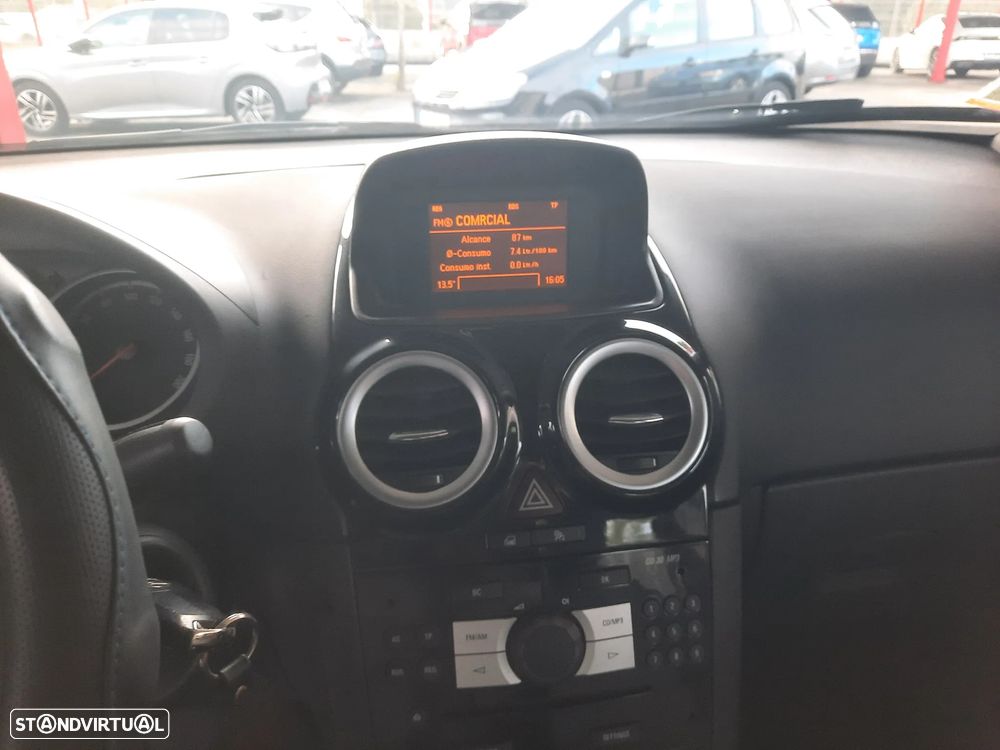 Opel Corsa 1.2 Cosmo Easytronic - 25